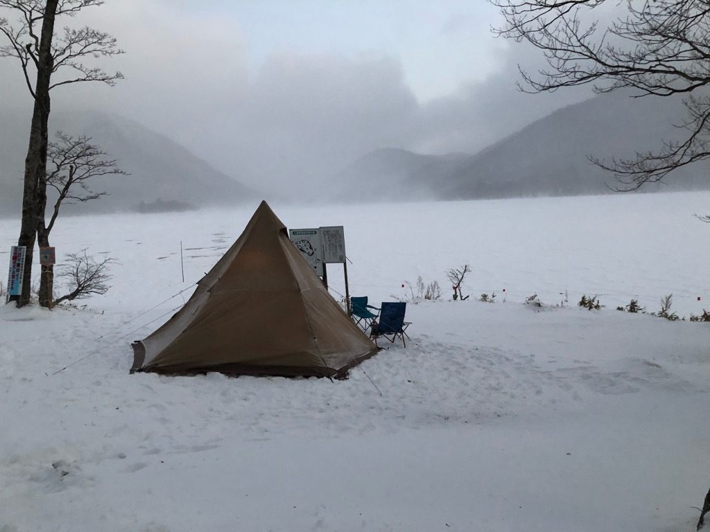 雪中キャンプの様子