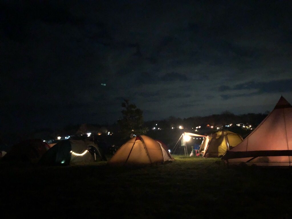 オートキャンプ場の夜景