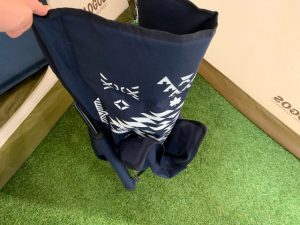 折り畳んだキングあぐらチェア