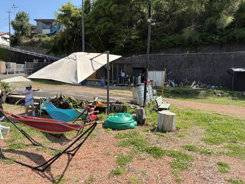 ハンモックと遊び道具